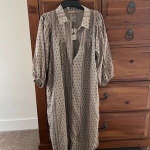 EASEL NWT PLUS SIZE DRESS MAUVE 1X NWT